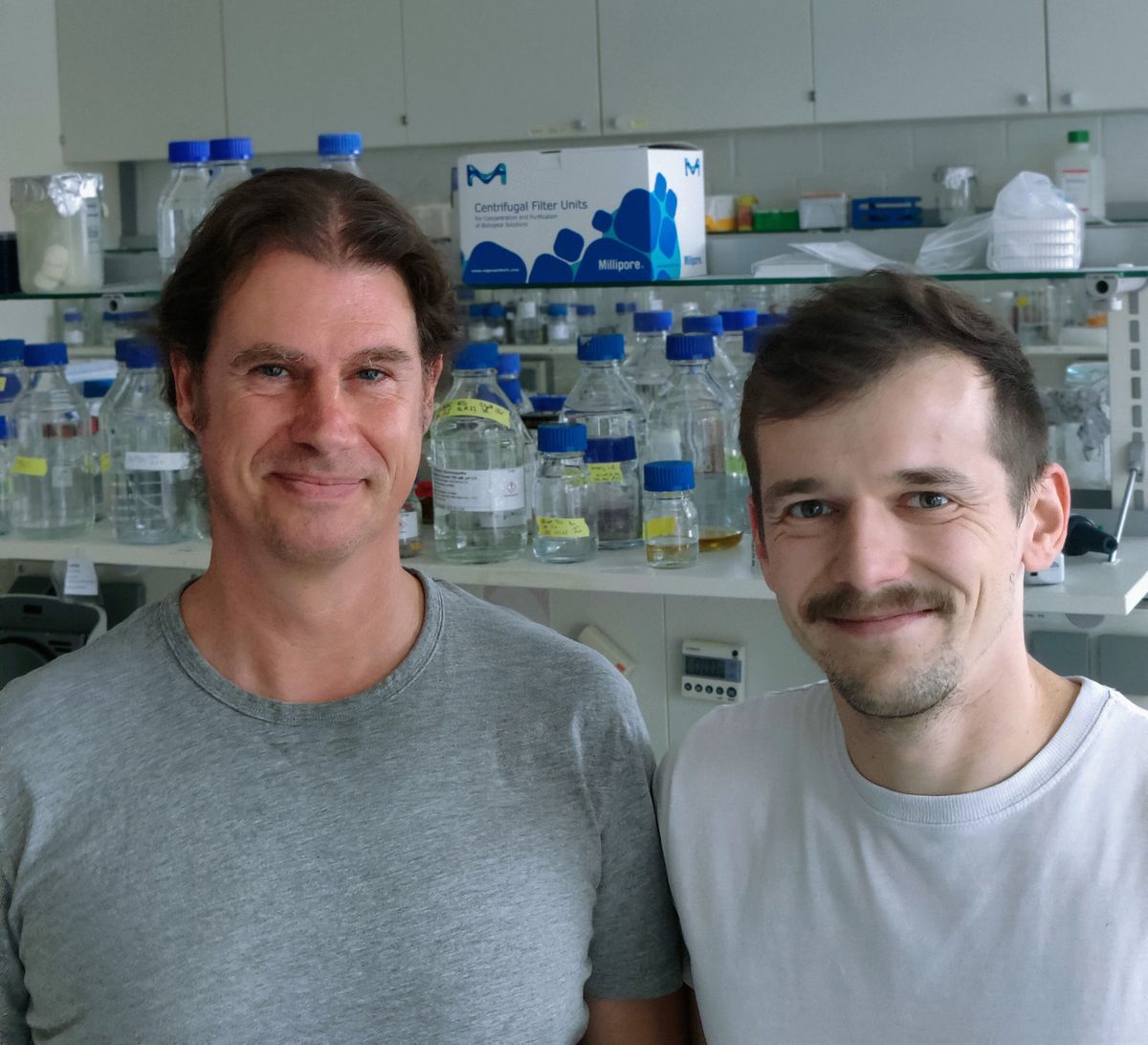 Image of biologist Michael Hust and his graduate student Maximilian Ruschig from the Technical University of Braunschweig who generated human antibodies that neutralize the toxin of European black widows. Hust wears a grey shirt and Ruschig wears a white shirt. Image of biologist Michael Hust and his graduate student Maximilian Ruschig from the Technical University of Braunschweig who generated human antibodies that neutralize the toxin of European black widows. Hust wears a grey shirt and Ruschig wears a white shirt.